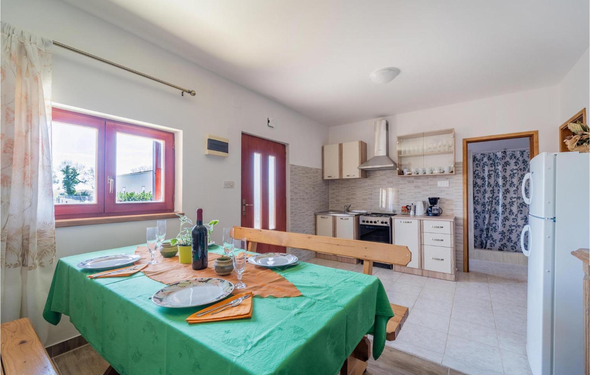 Beautiful Apartment In Krnica With Kitchen Εξωτερικό φωτογραφία